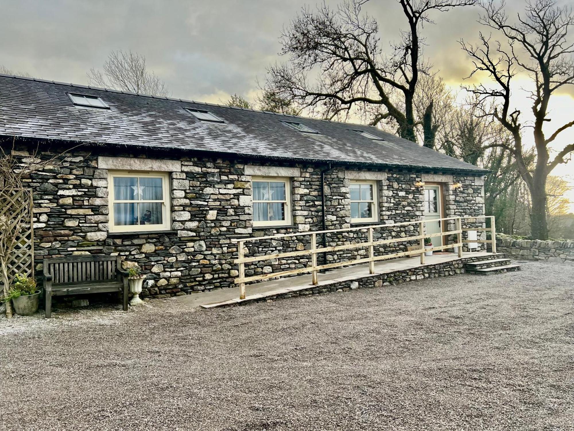 The Old Piggery Villa Kendal Bagian luar foto